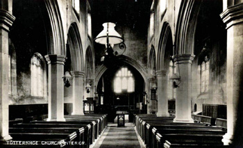 The interior of the church about 1910 [Z1130/127]
